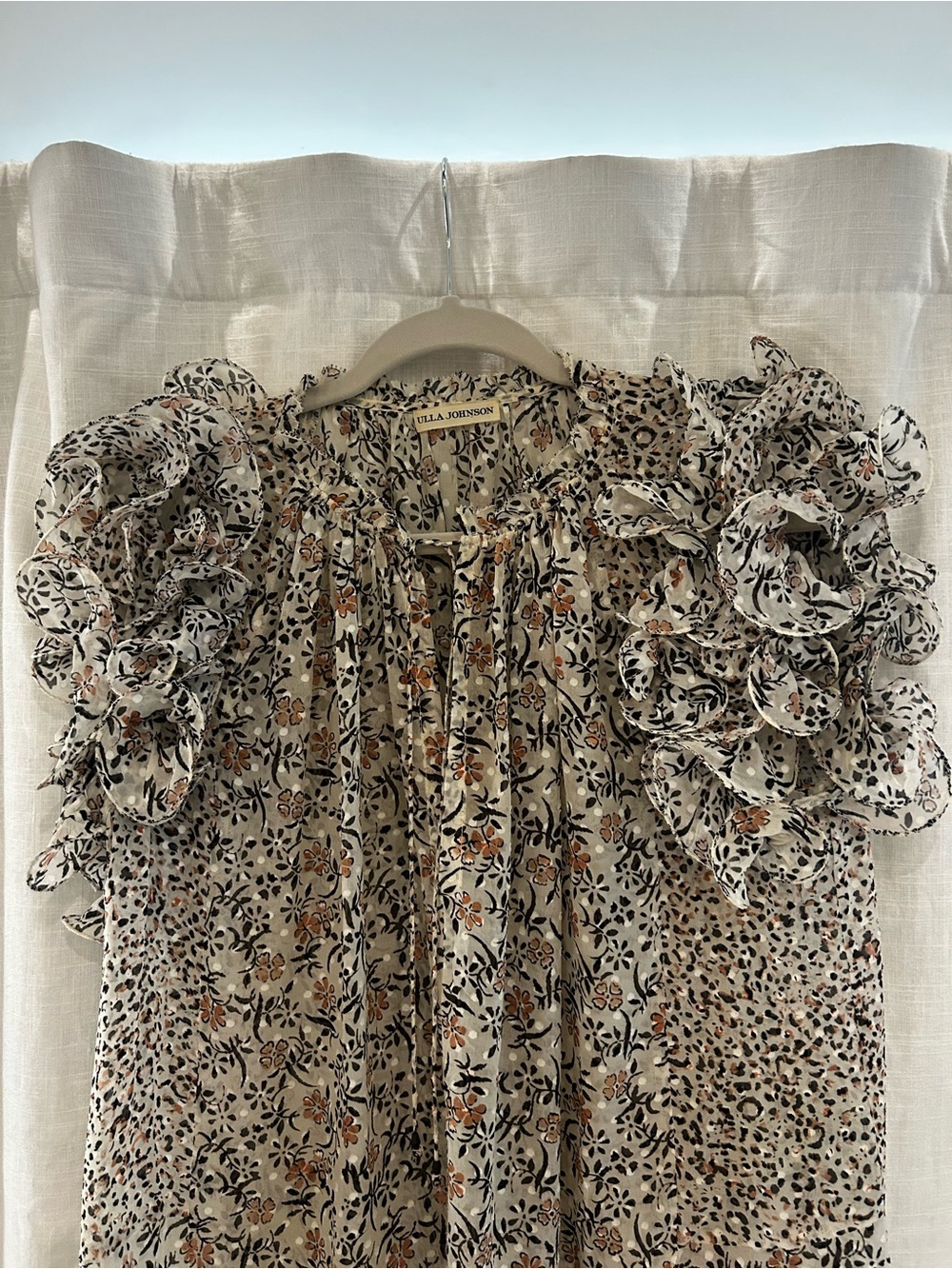 Ulla Johnson Cream Floral Ruffle-Sleeve Blouse - Picture 2 of 8